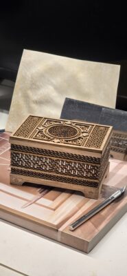 Ottoman 16-Point Rosette Box